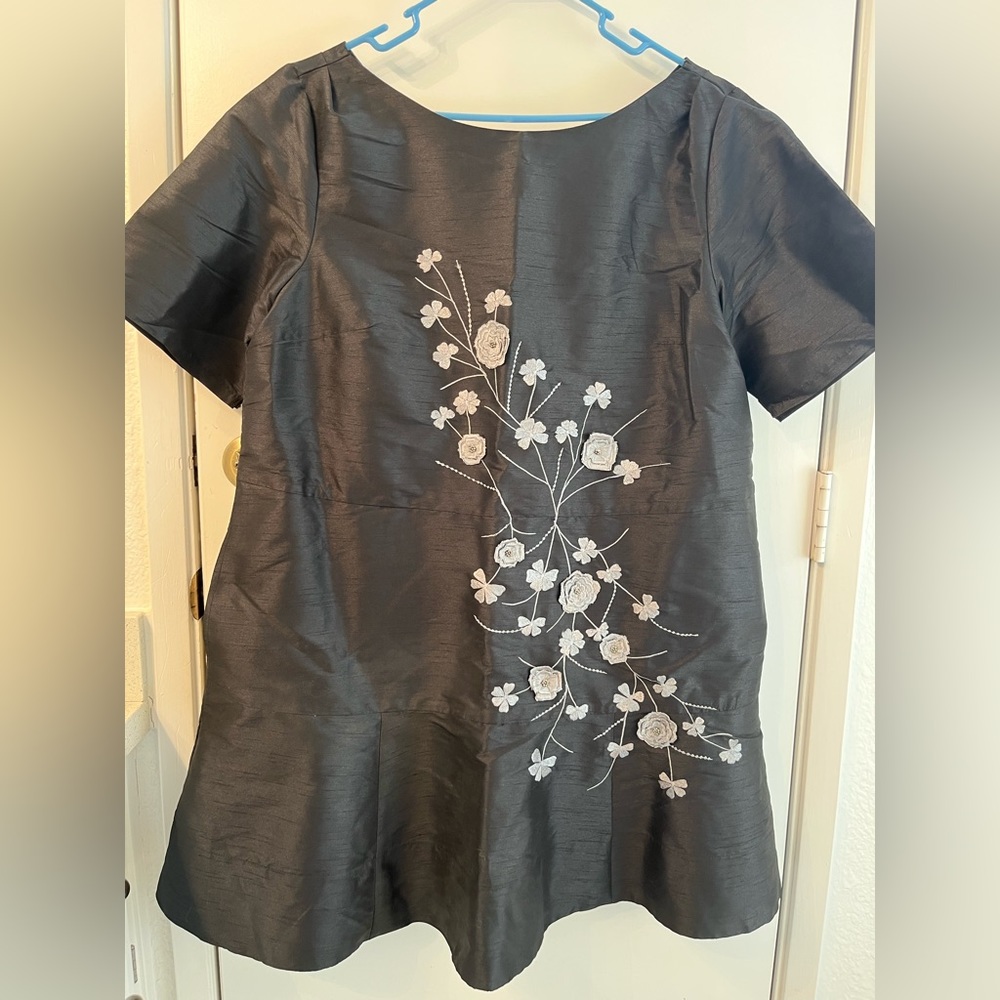 Custom eShakti cocktail dress.  Approx 18/20 petite.